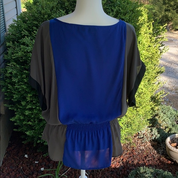 TheLimited Colorblock Peplum Top Gray/Blue SzM EUC - Picture 2 of 5
